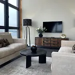 Stadthafenapartments